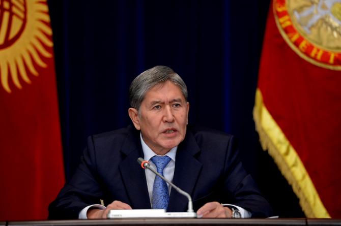 По ЖД Китай—Кыргызстан—Узбекистан остался спорным только вопрос ширины колеи, - президент А.Атамбаев — Tazabek