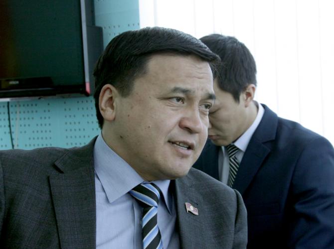 Депутат К.Иманалиев предложил ввести два новых способа обеспечения налоговых обязательств — Tazabek