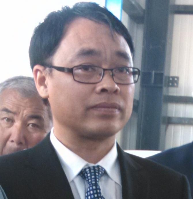 Замдиректора НПЗ «Джунда» в Кара-Балте Ю Шан Лин задержан за неуплату налогов в 54 млн сомов — Tazabek
