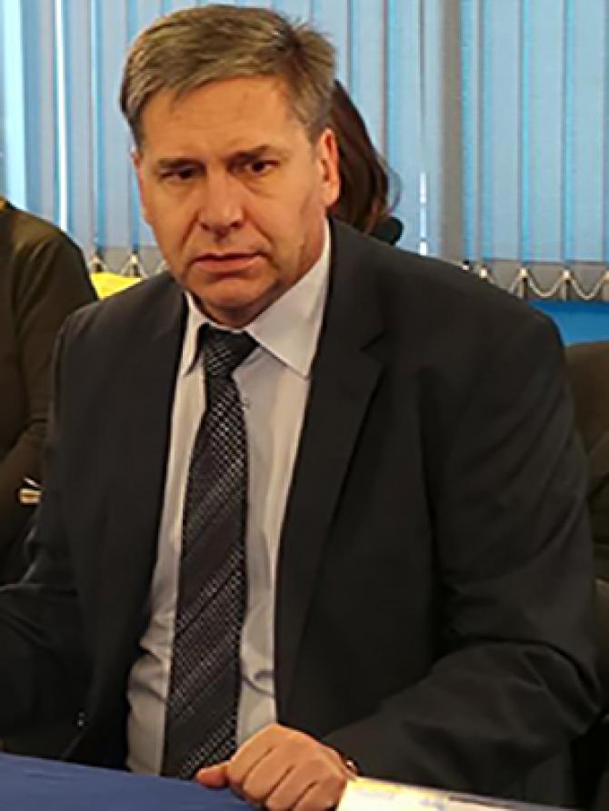 Глава Ассоциации рынков С.Пономарев поинтересовался, что мешает правительству опубликовать список объектов, реализуемых в рамках ГЧП — Tazabek