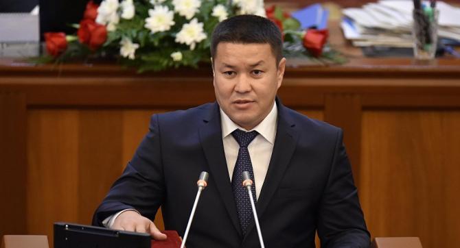 Депутат Т.Мамытов предложил правительству переодеться, чтобы узнать реальную ситуацию в стране — Tazabek