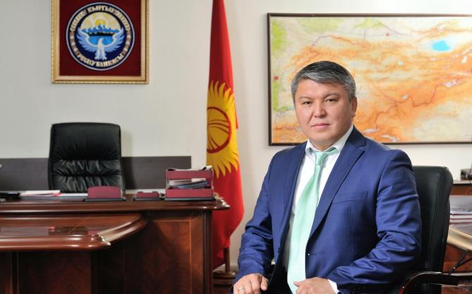 Министр энергетики ОАЭ полюбил кыргызский мед, - Минэкономики — Tazabek