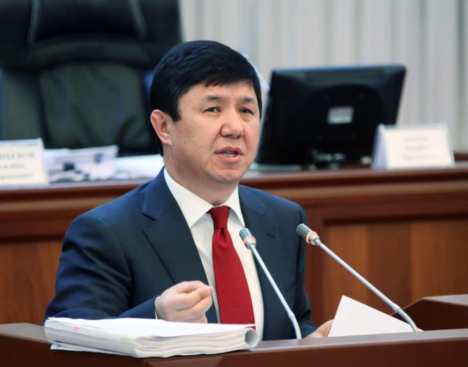 Процесс ратификации двух договоров по ЕАЭС переносится из-за принципиальных для Кыргызстана вопросов, - Т.Сариев — Tazabek
