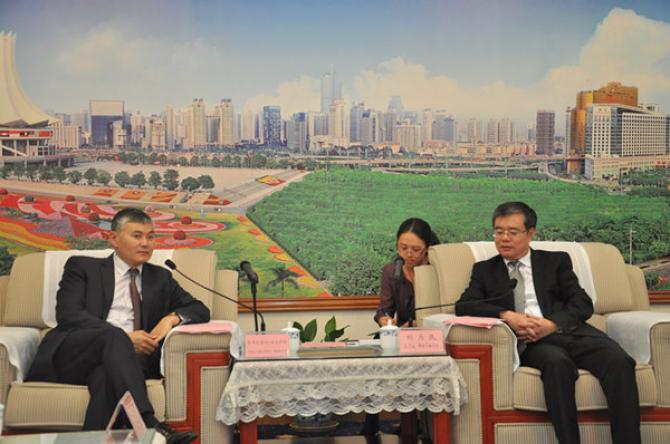 Эксперты китайского Наньнина готовы изучить потенциал шелководства в Кыргызстане — Tazabek