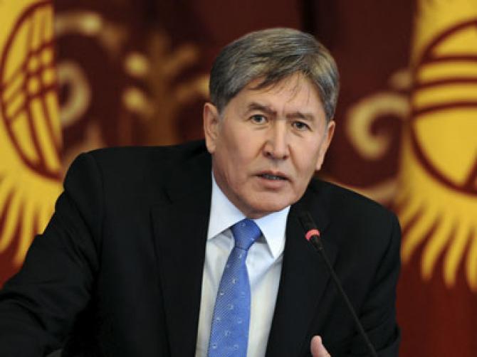 Планируется подписание документа о намерении строительства железной дороги Кыргызстан – Китай, - А.Атамбаев — Tazabek