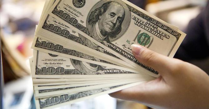 Курс валют: Доллар снизился до 74,20 сомов — Tazabek