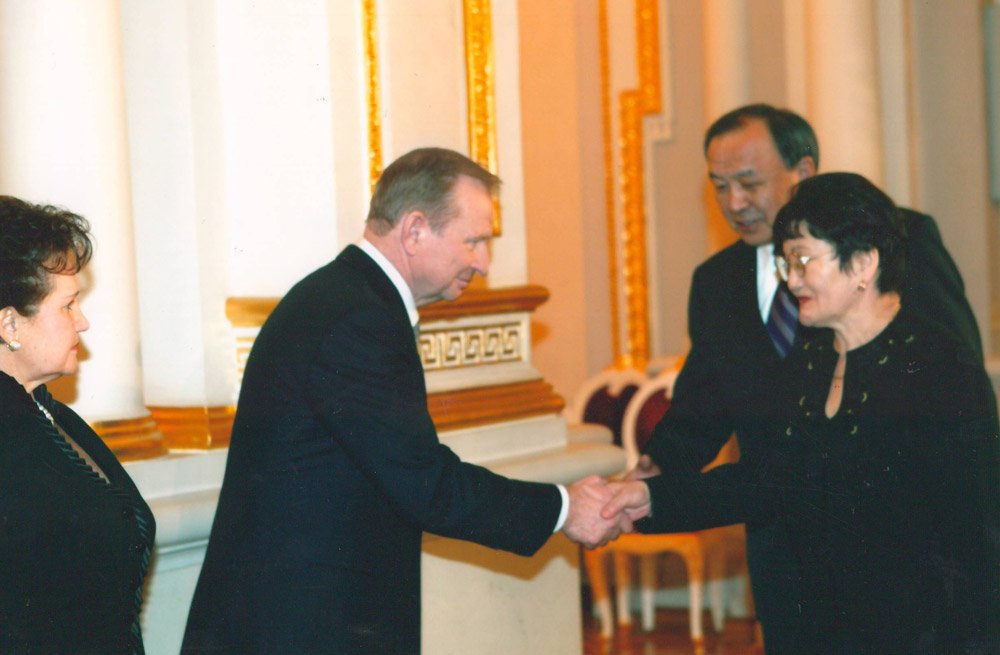 Эсенгул Омуралиев. Встреча с президентом Украины Леонидом Кучмой.