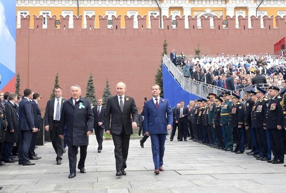 Нурсултан Назарбаев, Владимир Путин жана Дмитрий Медведев
