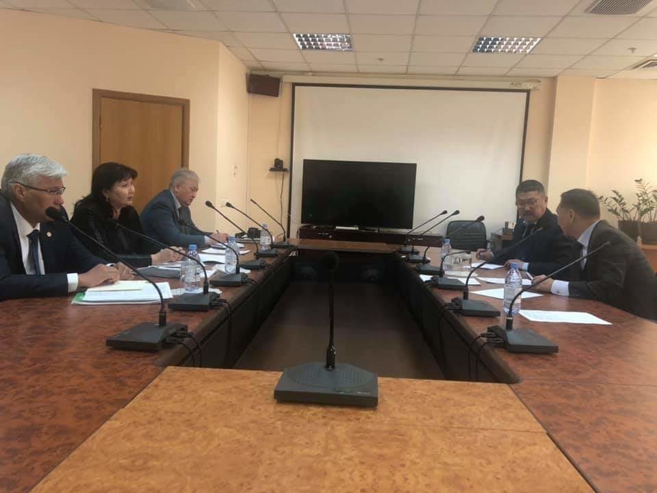 Встреча представителей Кыргызстана и Казахстана