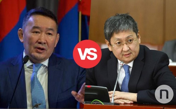 слева - президент Монголии, справа - министр финансов