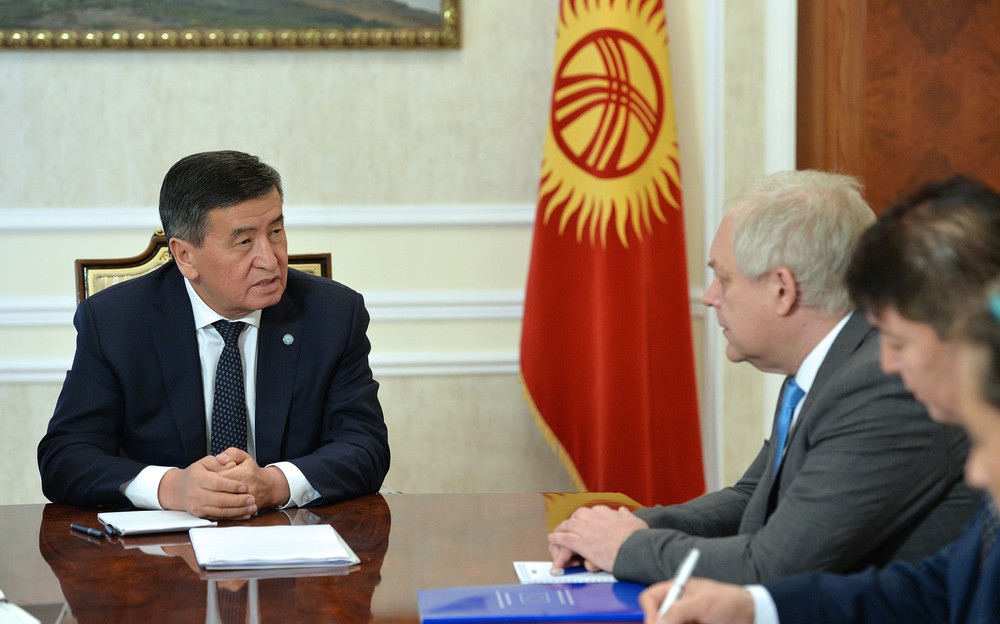 Президент Сооронбай Жээнбеков на встрече с руководителем Представительства ЕС в КР Эдуардом Ауэром