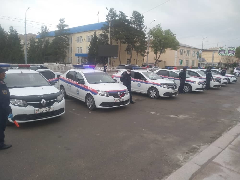 В город Нарын прибыли дополнительные силы из Бишкека