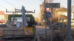 «Бишкекасфальтсервис» исправит неправильный знак «Стоп» на Панфилова-Медерова. Фото