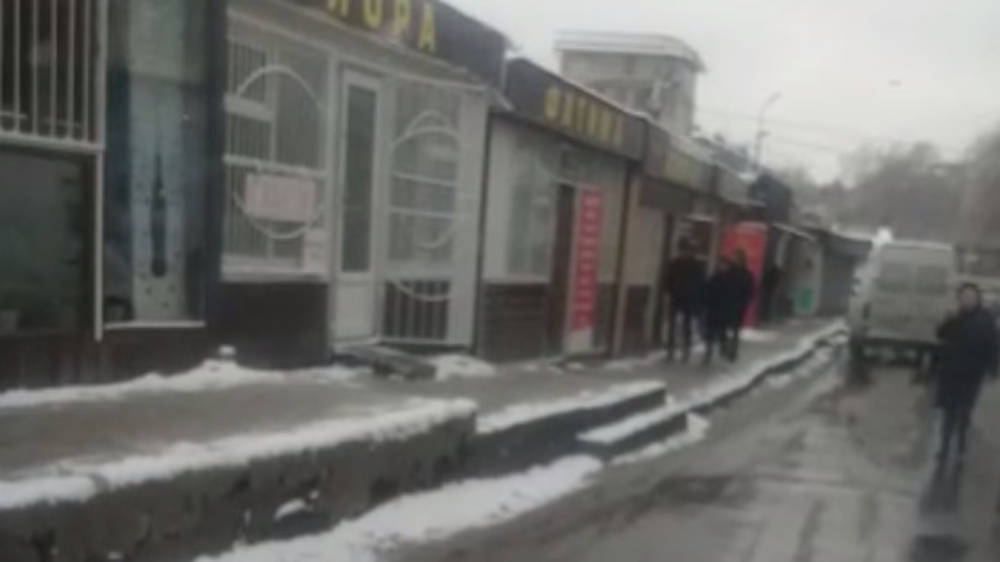 Дорога по Малдыбаева очень узкая. Видео