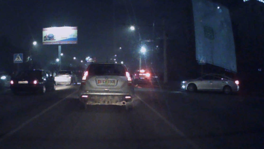 Наезд на пешехода на «зебре» на Южной магистрали попал на видео