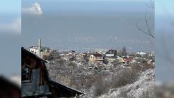Бишкекчанин снял на фото смог в Алматы