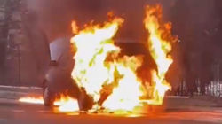Как на Малдыбаева горела машина. Видео