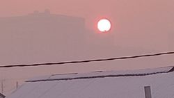 Красивый рассвет в Бишкеке. Фото Артема