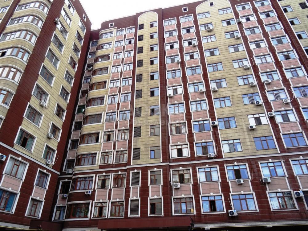 Продаю 2-комнатную квартиру, 63кв. м., этаж - 11/12, Абая/Ахунбаева.