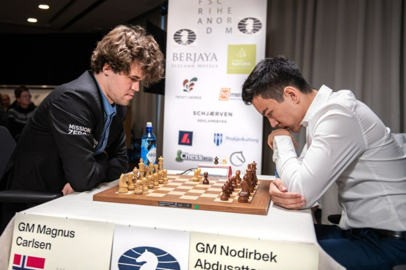 Teenage rapid world champion Nodirbek Abdusattorov takes down Magnus C