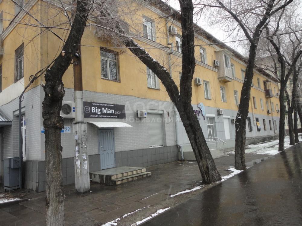 Продаю 3-комнатную квартиру, 80кв. м., этаж - 2/3, Горького/Манаса.