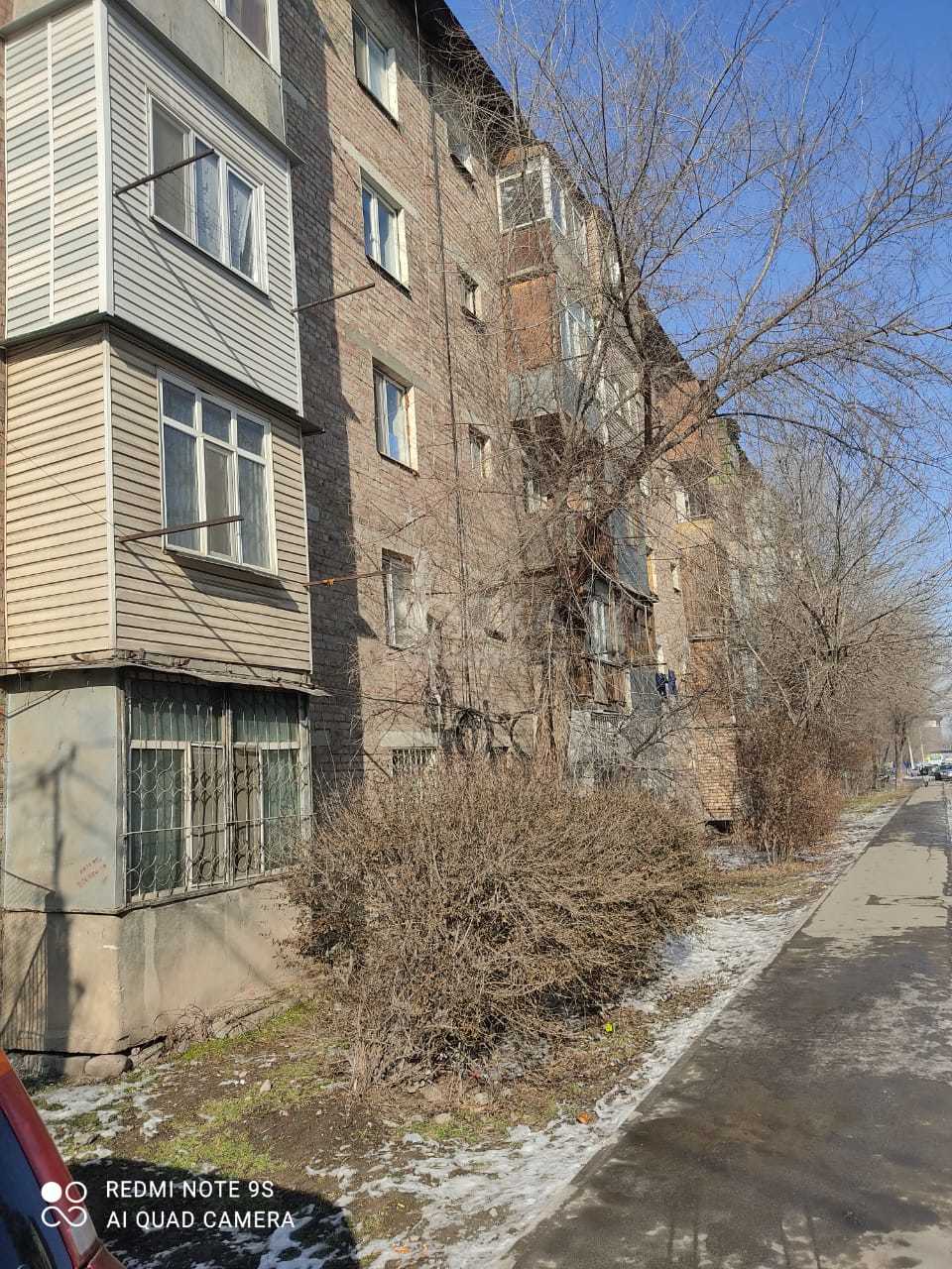 Продаю 3-комнатную квартиру, 57кв. м., этаж - 4/5, Зеленая/Ленина.