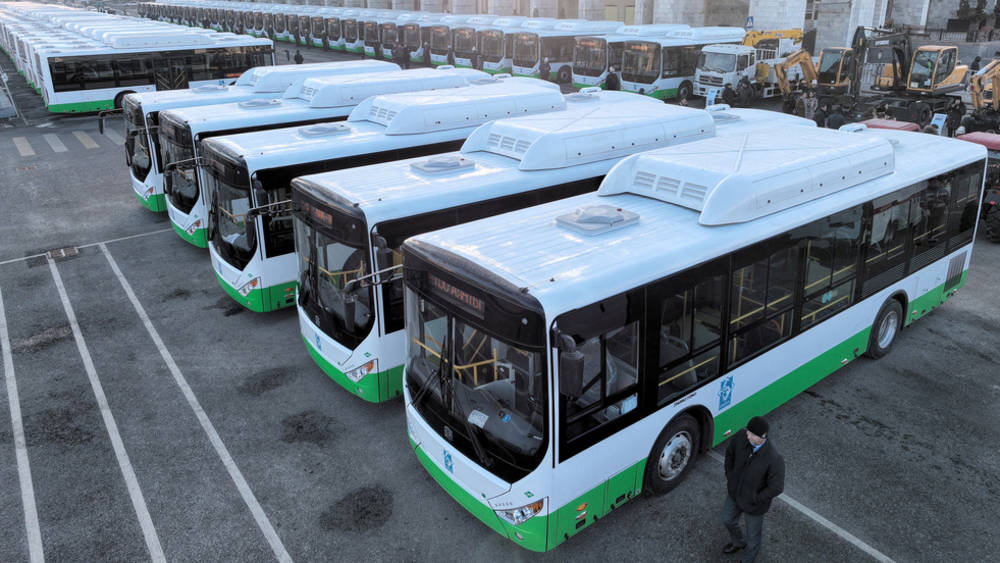 Бишкекчанин просит восполнить маршрут №8 новыми автобусами