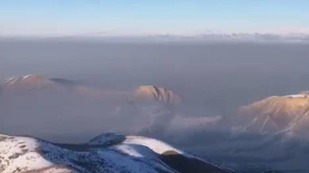 Фото смога над Бишкеком от 21 января 2023 года