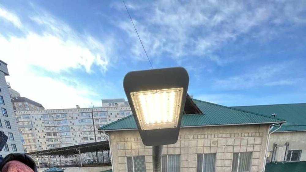 «Бишкексвет» отремонтировал фонари в 12 мкр. Фото