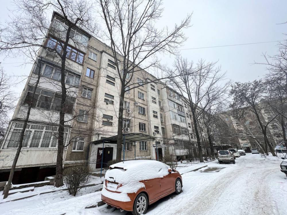 Продаю 2-комнатную квартиру, 48кв. м., этаж - 4/5, Аламедин-1 мкр-он.