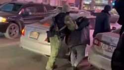 Задержание возле ЦУМа. Кого задержал СОБР? Видео горожанина