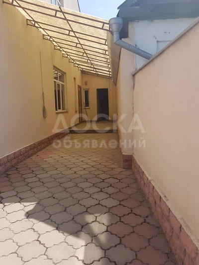 Продаю дом 7-ком. 169кв. м., этаж-2, 4-сот., стена пеноблок, Репина\Ахунбаева.