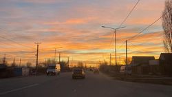 Красивый рассвет в Бишкеке. Фото горожанина