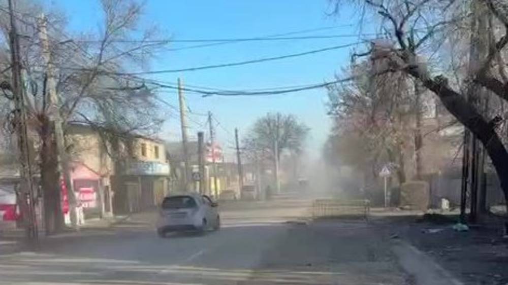 Часть дороги по Некрасова открыли, вся улица в пыли. Видео горожанина