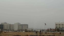В Бишкеке сильный ветер