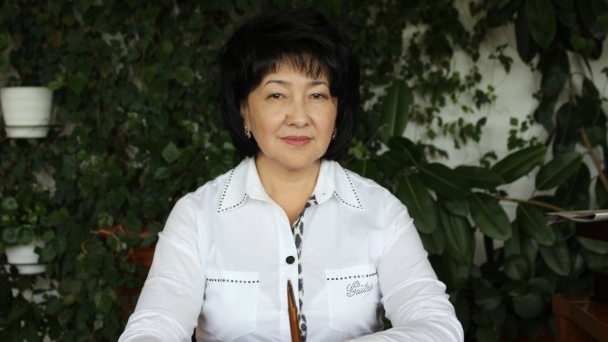 Батырбекова Лира Касымалиевна, Кыргызстан курорттор ассоциациясынын жетекчиси «Көгүлтүр  Ысык-Көл» санаторийинин директору