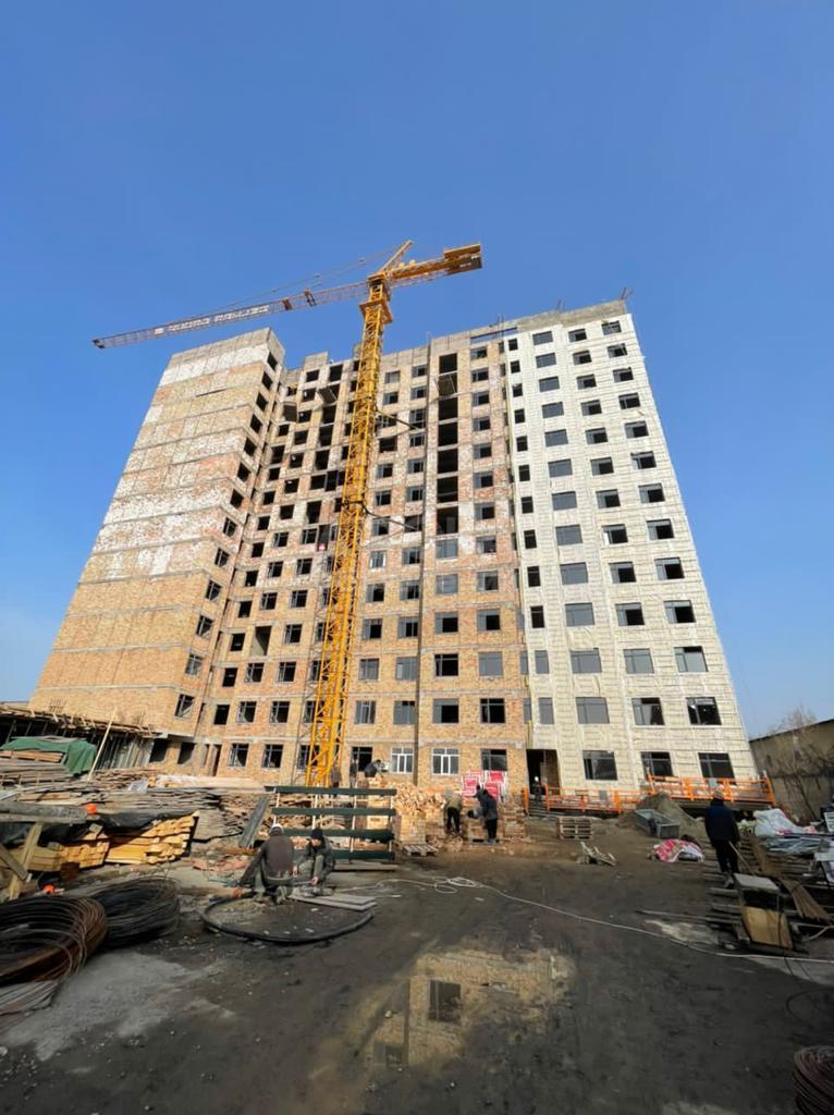 Продаю 1-комнатную квартиру, 39кв. м., этаж - 9/14, Аю гранд.