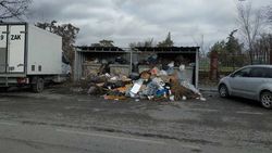 На Мичурина не убирают мусор. Фото горожанина