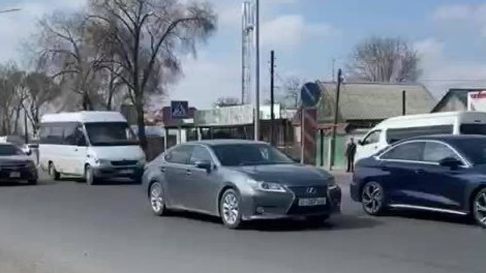 В Новопавловке убрали светофор. За две недели было несколько ДТП. Видео горожанина