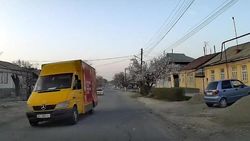 Грузовик «Шоро» создал аварийную ситуацию в Оше. Видео