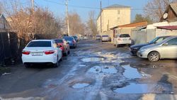 Горожанин просит отремонтировать 75 метров дороги по ул.Сельсоветской. Фото