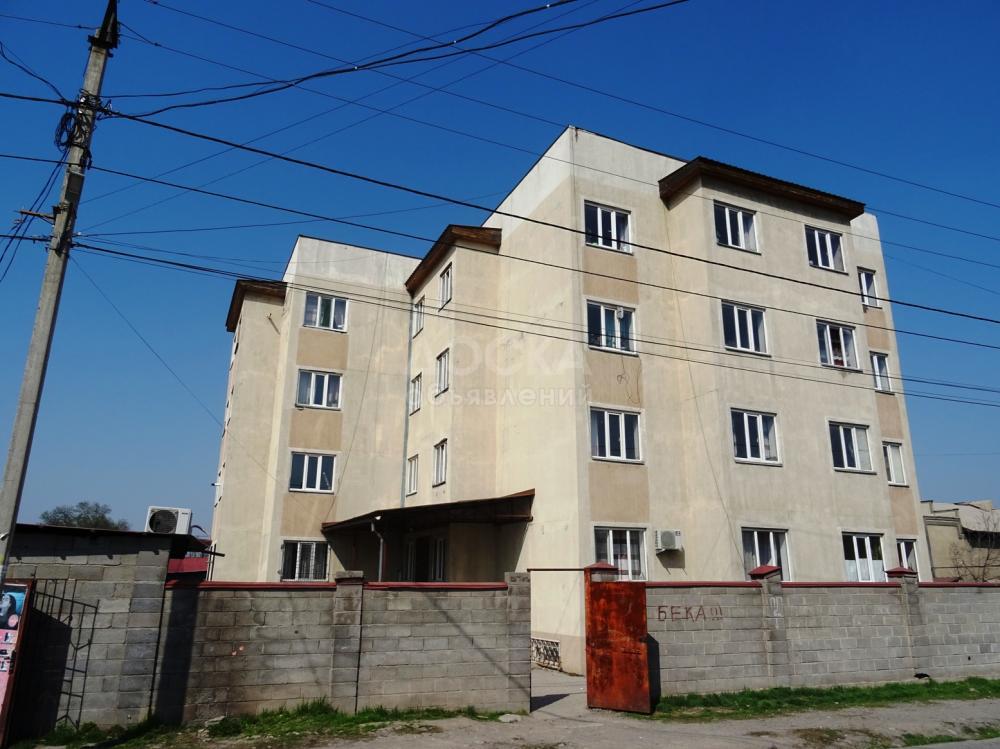 Продаю 2-комнатную квартиру, 60кв. м., этаж - 2/4, район Кызыл Аскер, Мессароша/Дэн Сяопина.