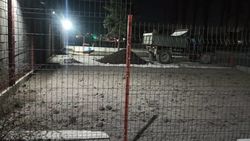 Один из жильцов самовольно перегородил будущий тротуар по улице Кокчетаевской, - горожанин