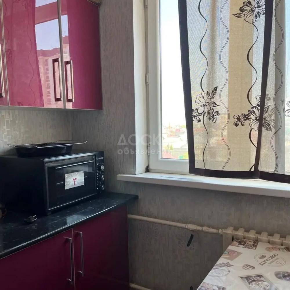 Сдаю 1-комнатную квартиру, 38кв. м., этаж - 4/11, Кок Жар мкр.