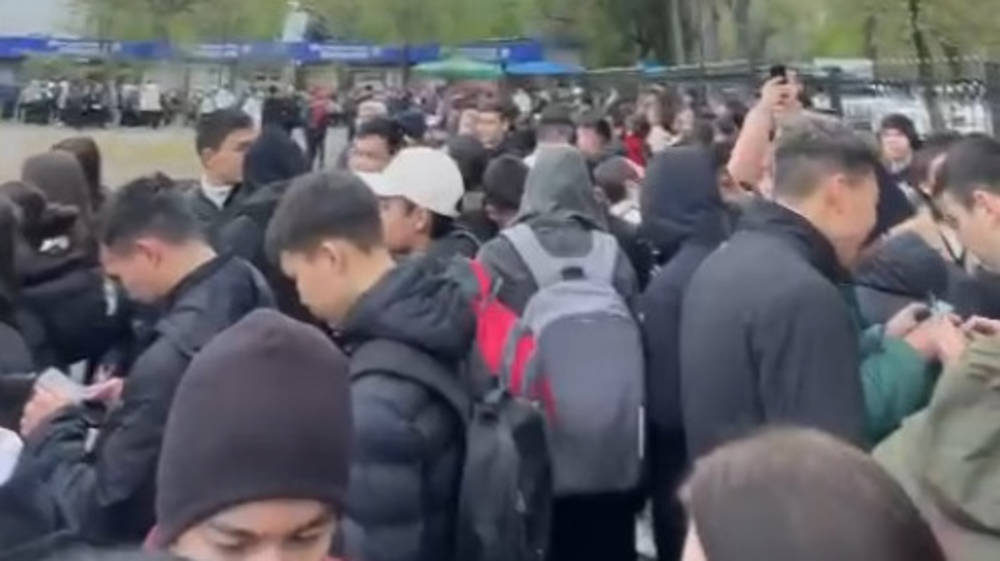 В школе №67 снова эвакуировали детей. Видео