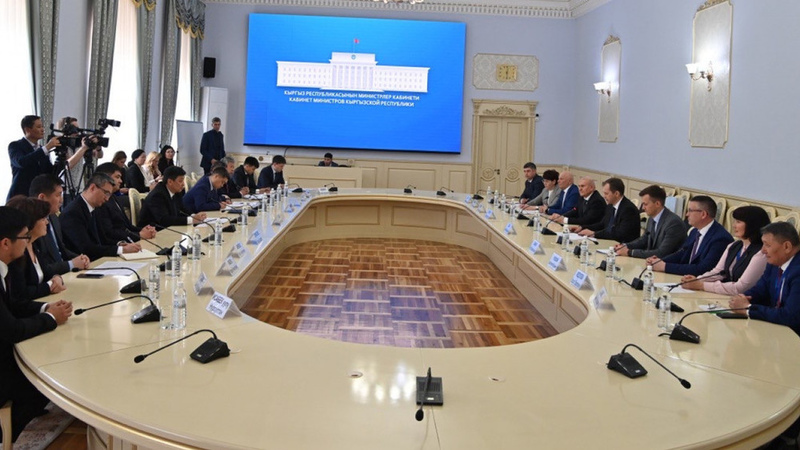 Deputy Chairman of Cabinet Bakyt Torobaev, First Deputy Chairman of Omsk region government Ushakov discuss bilateral projects - Vimarsana News