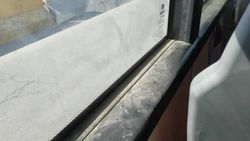 Горожанин жалуется на грязь в автобусах №36. Фото