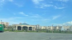 В кыргызско-азербайджанском парке дружбы закрыта парковка, - бишкекчанин