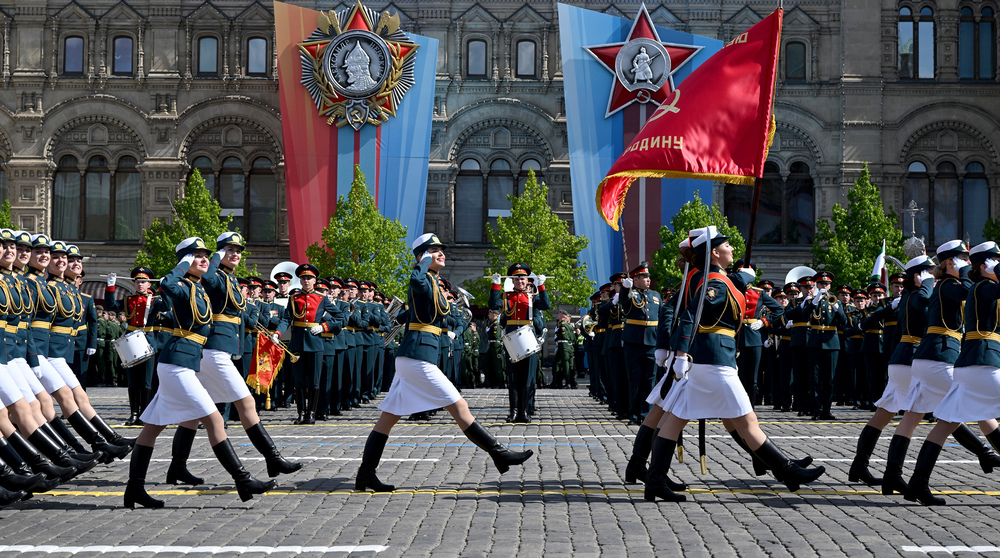 Парад победы герои