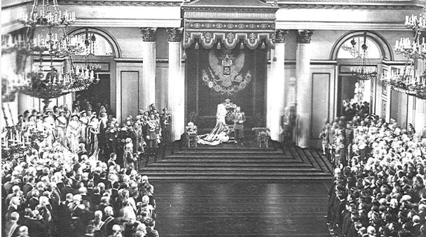 День открытия Первой Государственной Думы в Георгиевском зале Зимнего дворца. 27 апреля 1906 г. Фотография хранится в ЦГАКФФД СПб